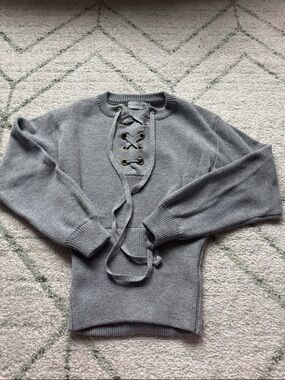 Lioness - Sicily lace up sweater / Dusk in size small